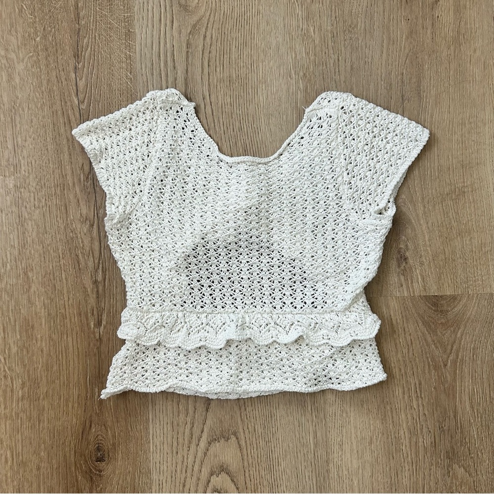 Zara Cream Cropped Ruffled Blouse